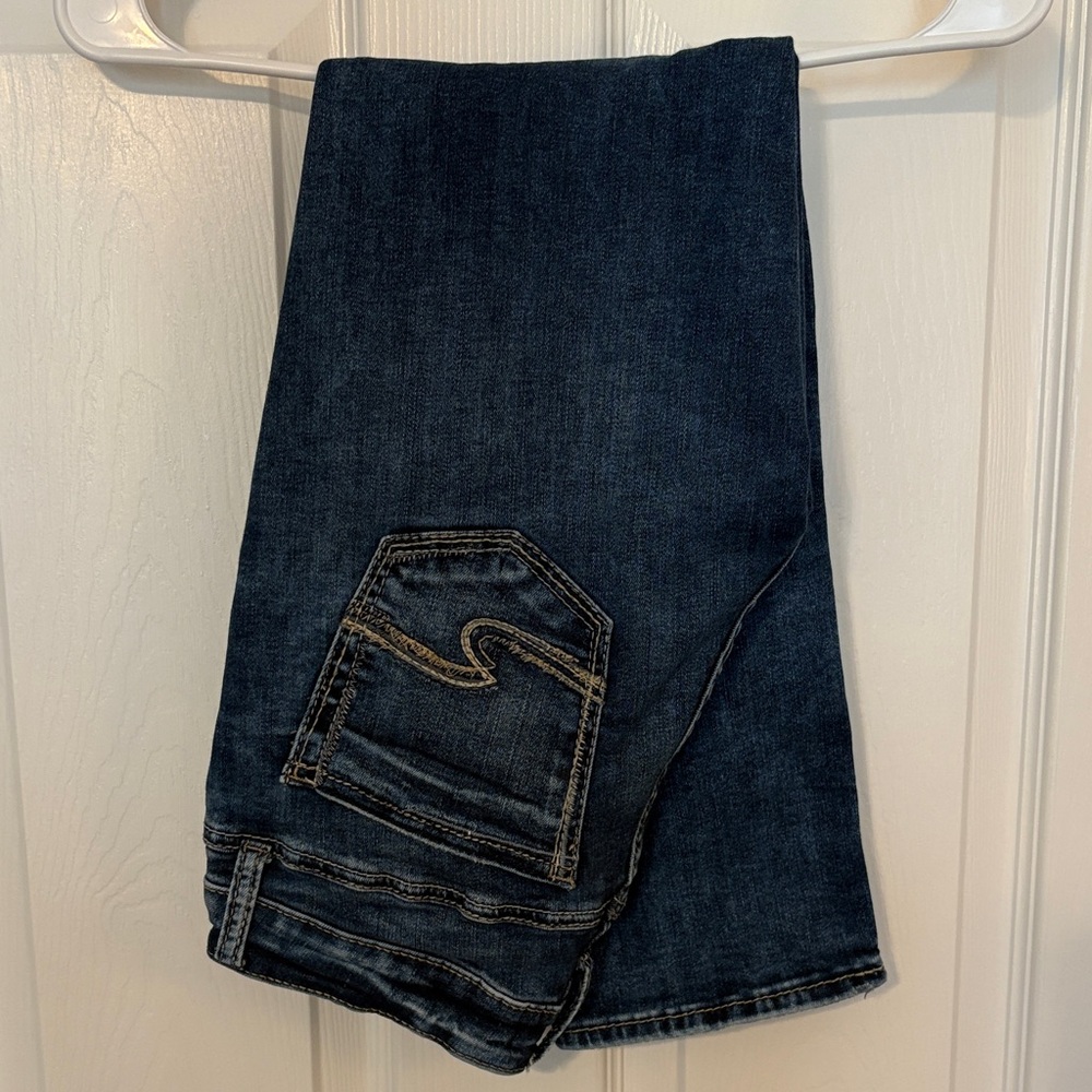 Silver Brand Suki Capri Size 28